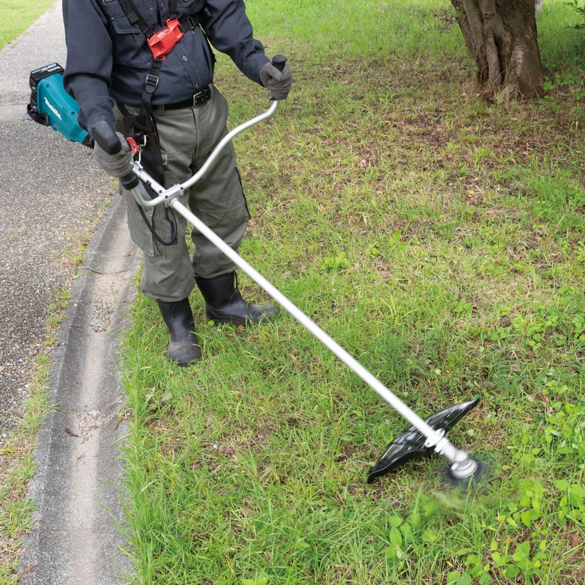 Makita Gresstrimmer 2x18V LXT ® 35cm DUR369AZ