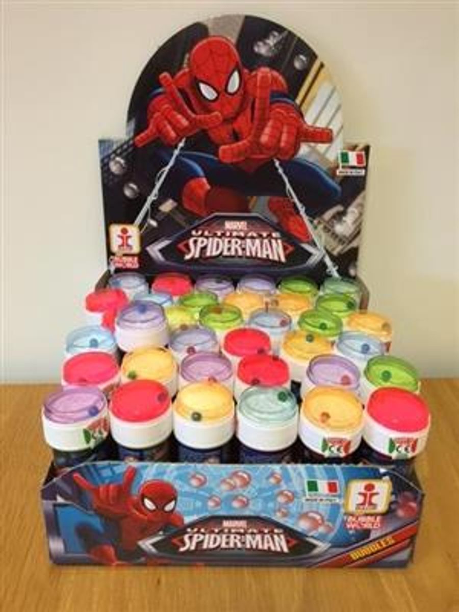 Såpebobler Spiderman 60ML i boks med kulespill.