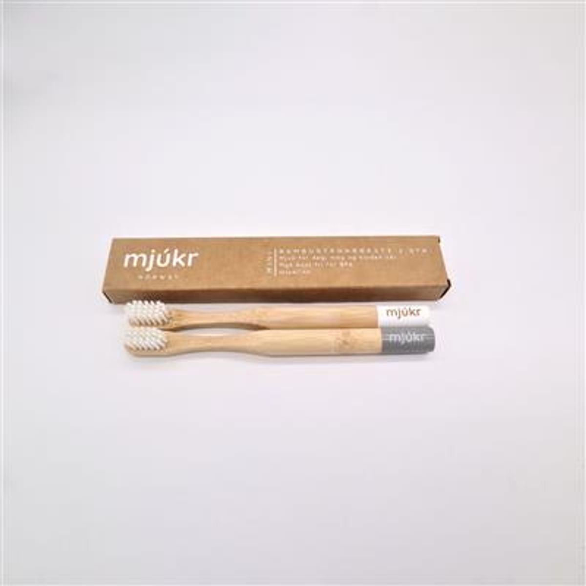 mjúkr NORWAY Mini Bambustannbørste 2 pk