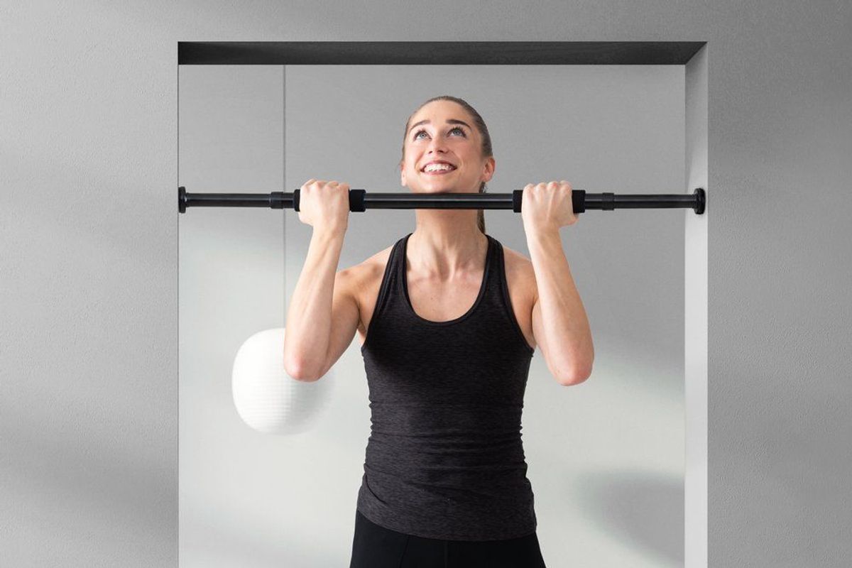 Pull-Up Bar - Atom