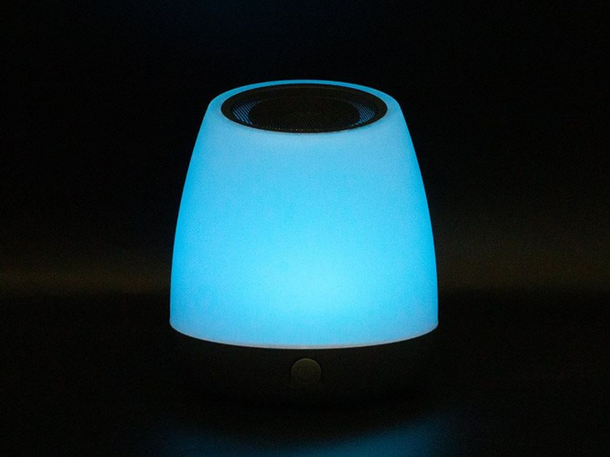 Bluetooth Høyttaler med LED-Lys - Oppladbar med Fargeskiftende Led-Lys