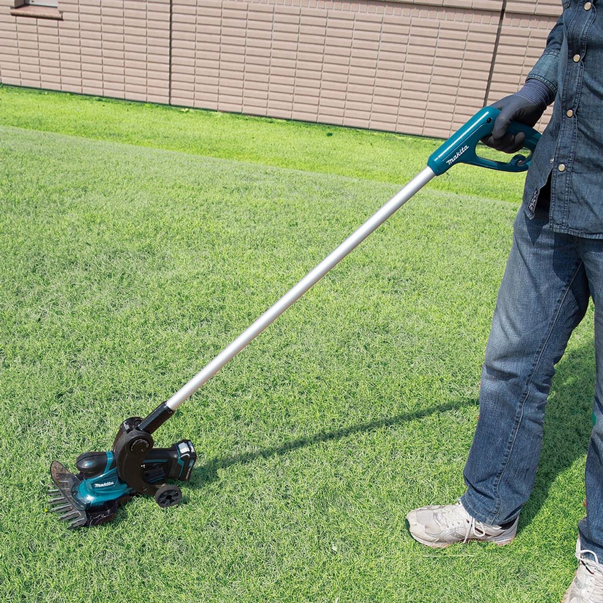 Makita Trimmer/Hekksaks 12V Max CXT ® UM600DZX