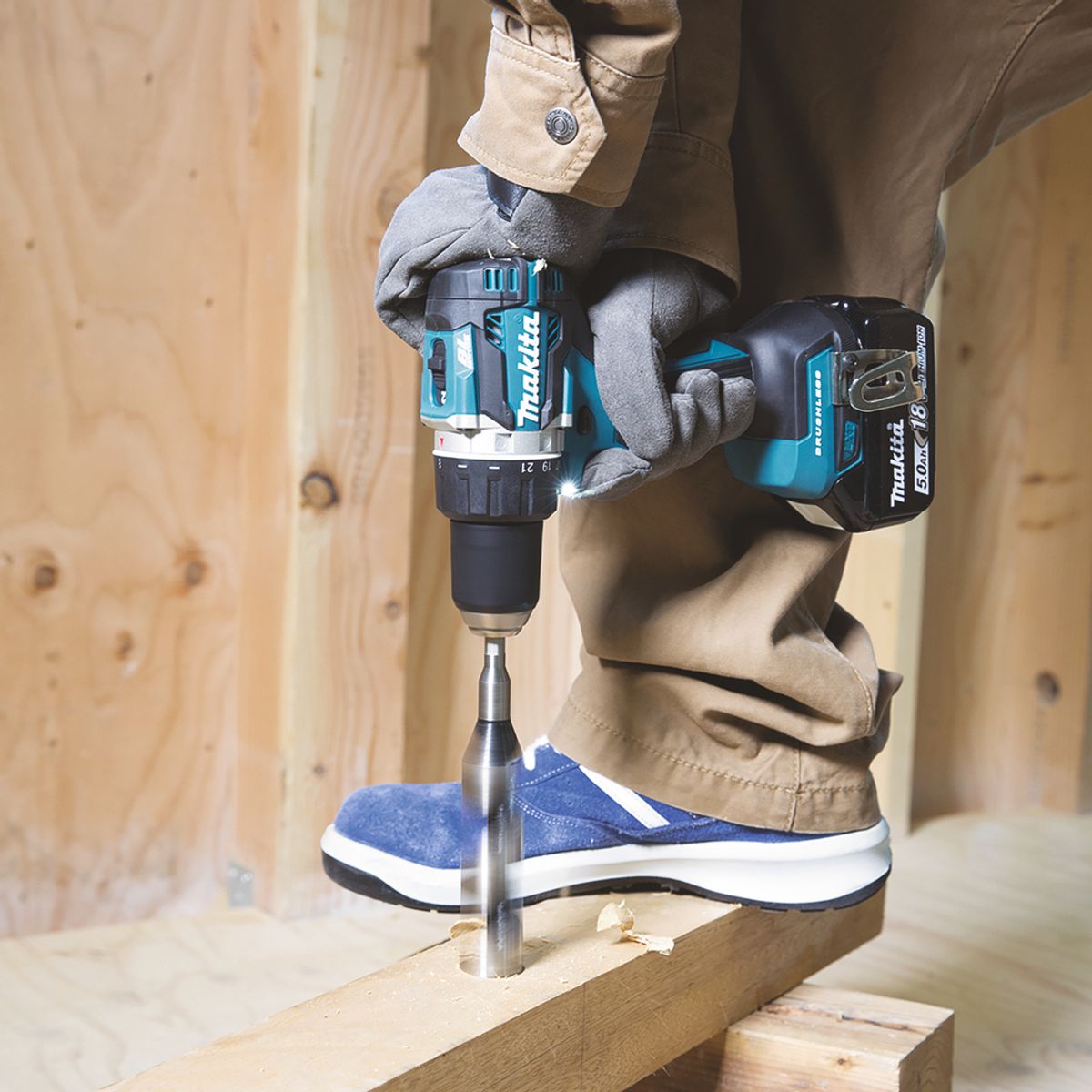 Makita Borskrutrekker 18V LXT ® DDF484RGJ