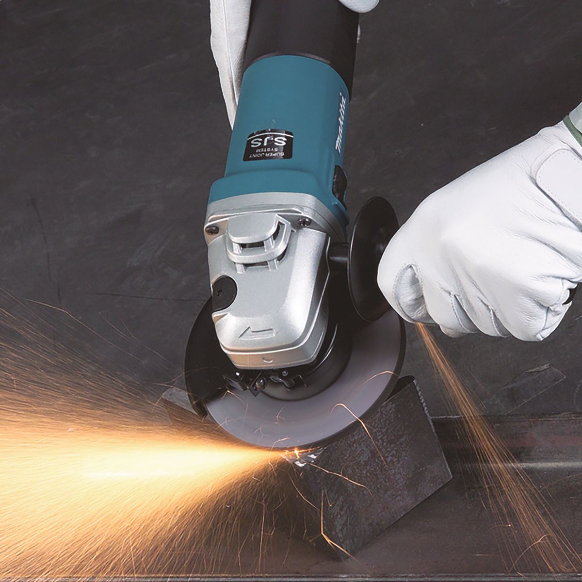 Makita Vinkelsliper 1400W 125mm 9565CR