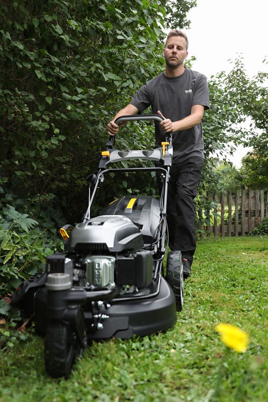 Kraftig Bensindrevet gressklipper 51 cm Zero Turn 196cc med 4 girhastigheter – Texas ZT 514TR/W